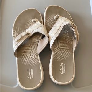 Clark’s Flip Flops